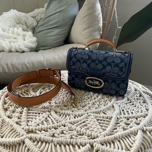 Coach Denim Riley 22